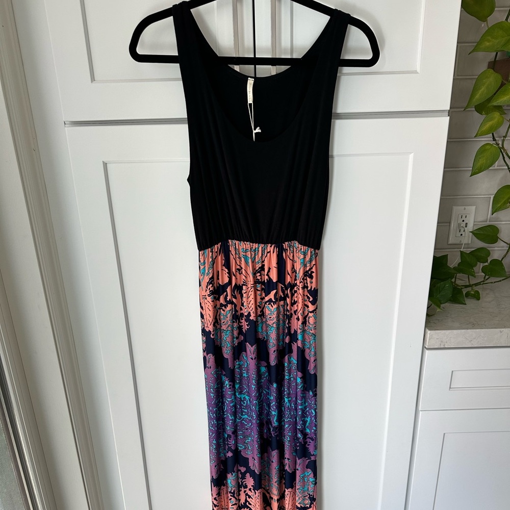 Beautiful BNWT maternity dress from pink blush